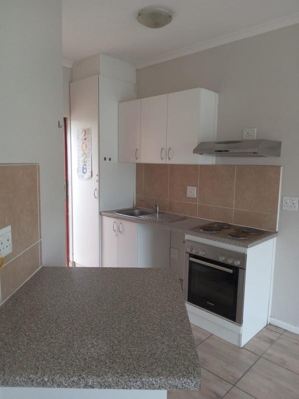 2 Bedroom Property for Sale in Highbury Western Cape